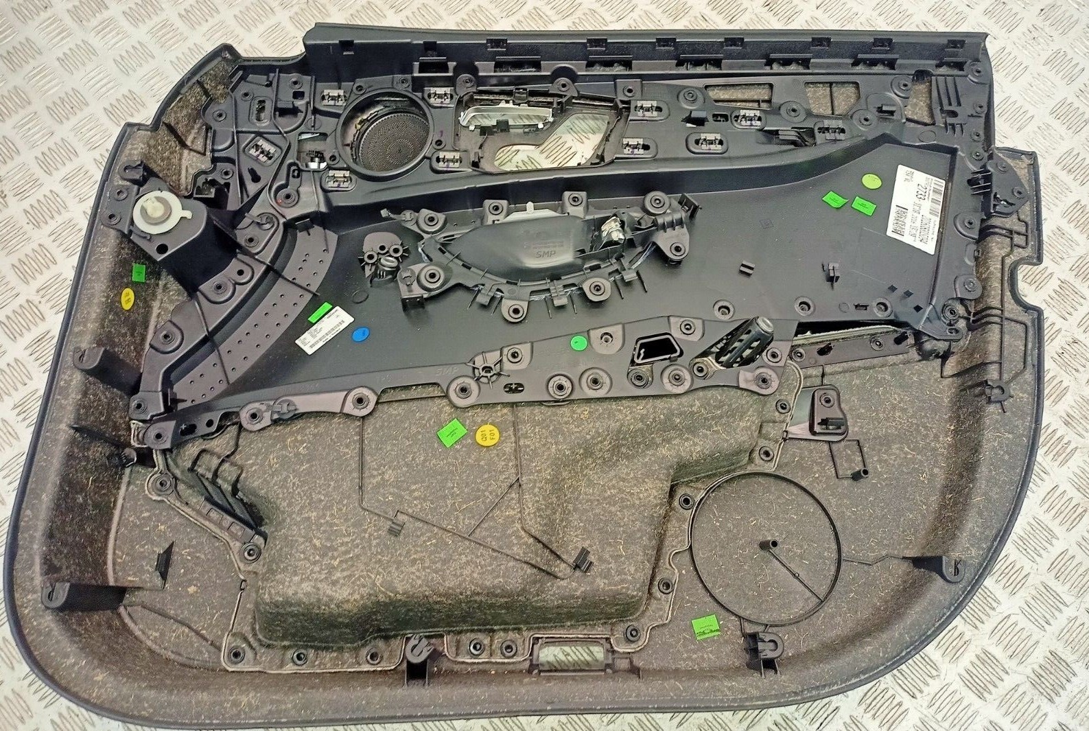 2017 MERCEDES-BENZ E220 FRONT LEFT PASSENGER SIDE DOOR CARD  