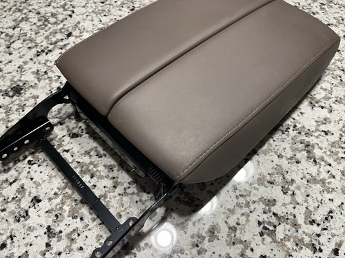 Lexus GX460 Center Console Lid Armrest 2010-2019 Color:LA40 OEM - Picture 5 of 8