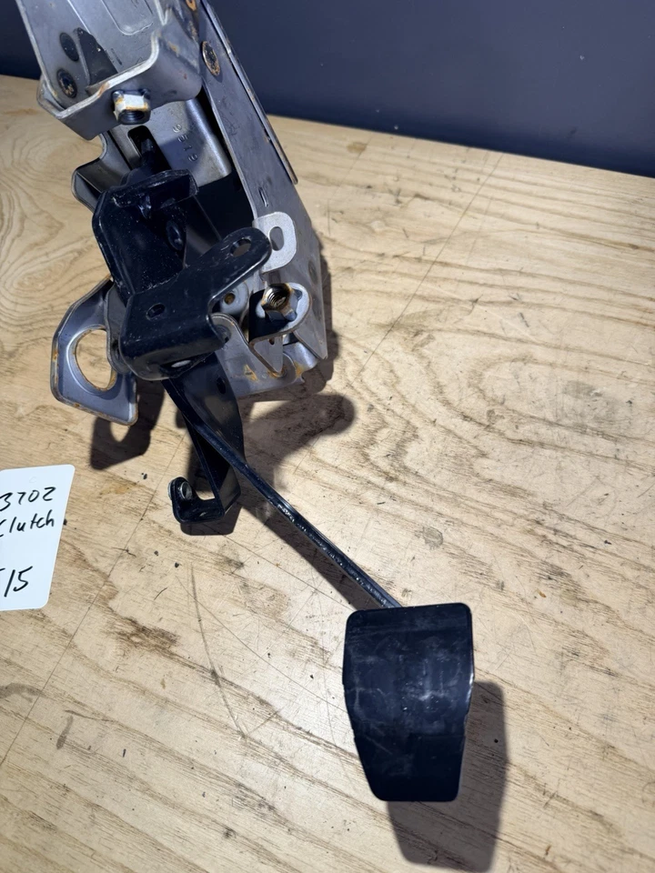 09-20 NISSAN 370Z TRANSMISIÓN MANUAL EMBRAGUE PEDAL OEM ¡¡sin resorte de retorno!!! Foto 4 de 4