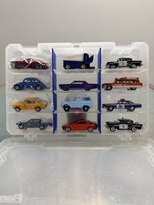 Matchbox: Lot Of 18 Loose And Carded