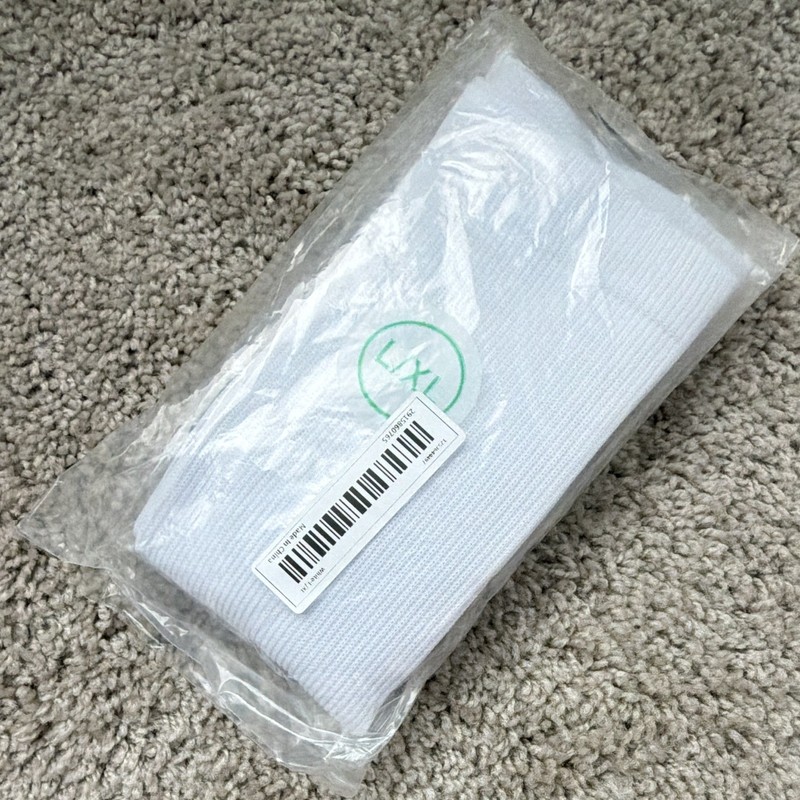 White Compression Socks/Hose L/XL Polyester/Elastane/Spandex Machine Washable