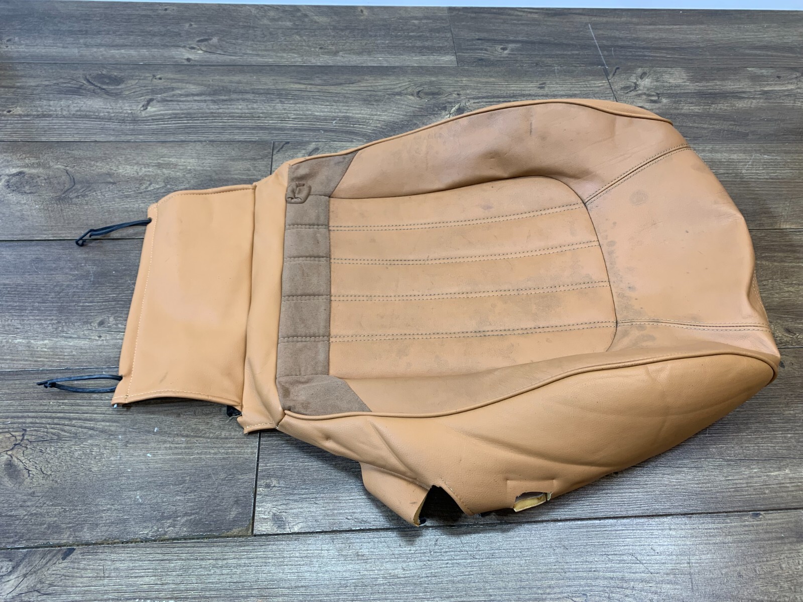 2004-2008 Maserati Quattroporte Rear Seat Lower Cushion Cover Right Side *NOTE*