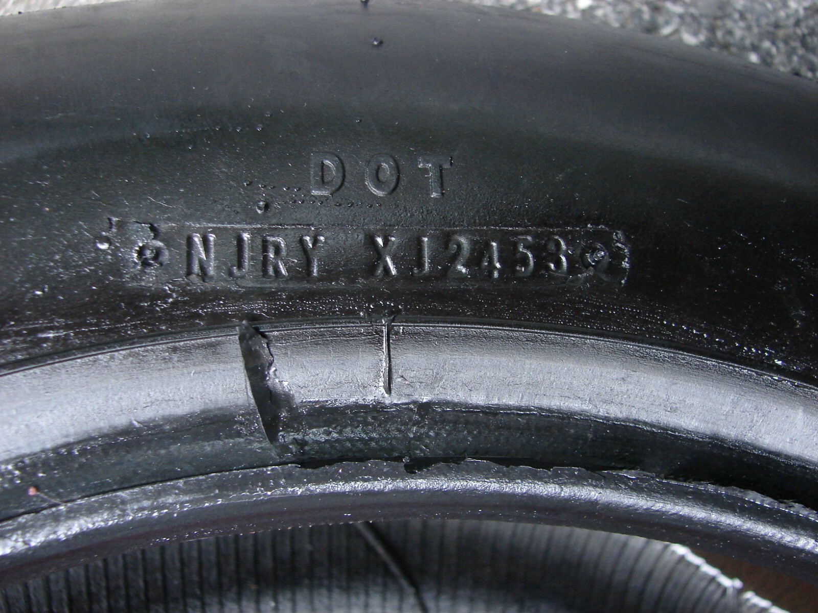 DE TOMASO PANTERA GOODYEAR ARRIVA C60V15 TIRES 