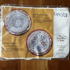 Vintage Creative Circle Friendship Wreath  0833 Candlewicking Kit New