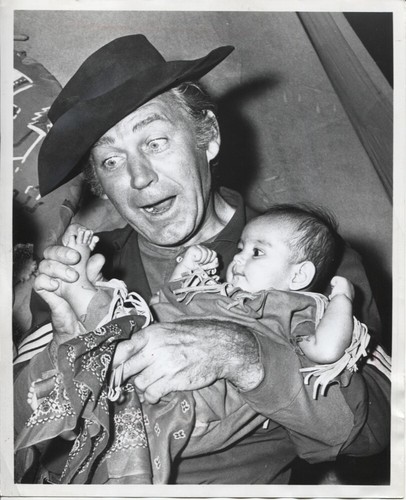 Undated Press Photo Actor Forrest Tucker Babysitting Baby in "F Troop" ABC TV