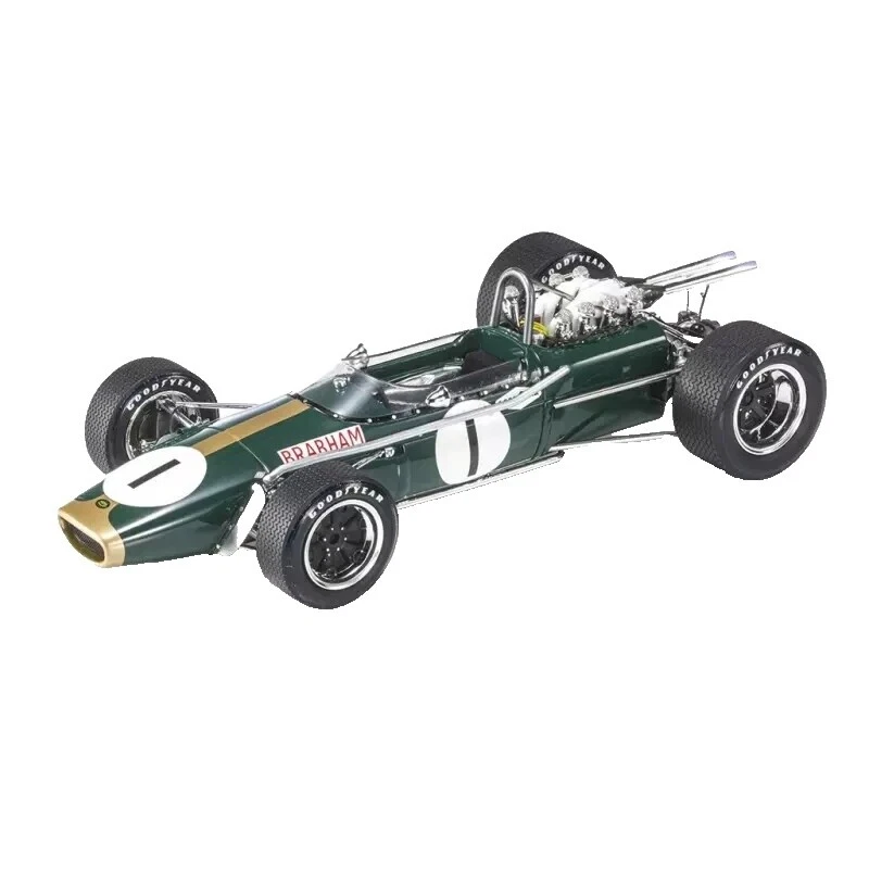 Resin 1:18 Scale Diecast Racing Cars