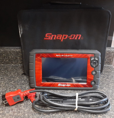 (RI4) Snap-on Solus Legend EESC336 Automotive Diagnostic Scanner w/ Case Cables