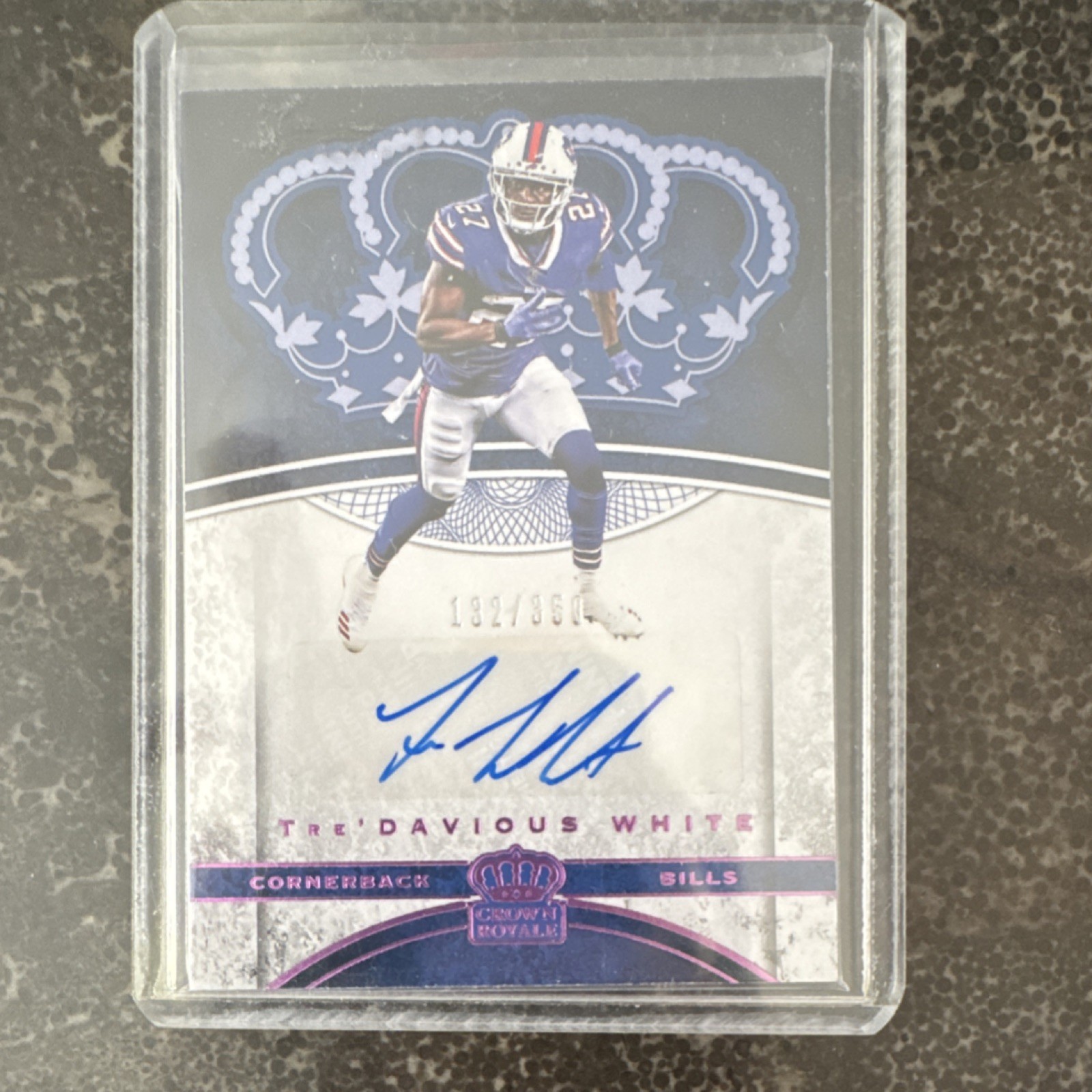 Tre'Davious White Panini Crown Royale Rookie Autographs #9 Base