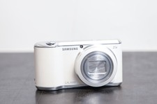 Samsung Galaxy Camera 2 16.3MP Digital Camera - White With case 