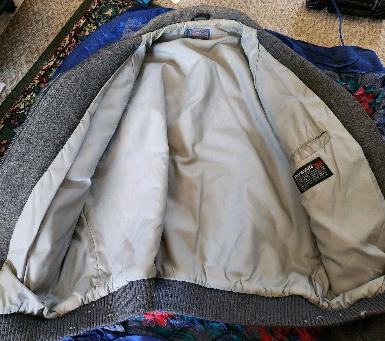 Gray PENDLETON Medium M Pure Virgin Wool PORTLAND… - image 4