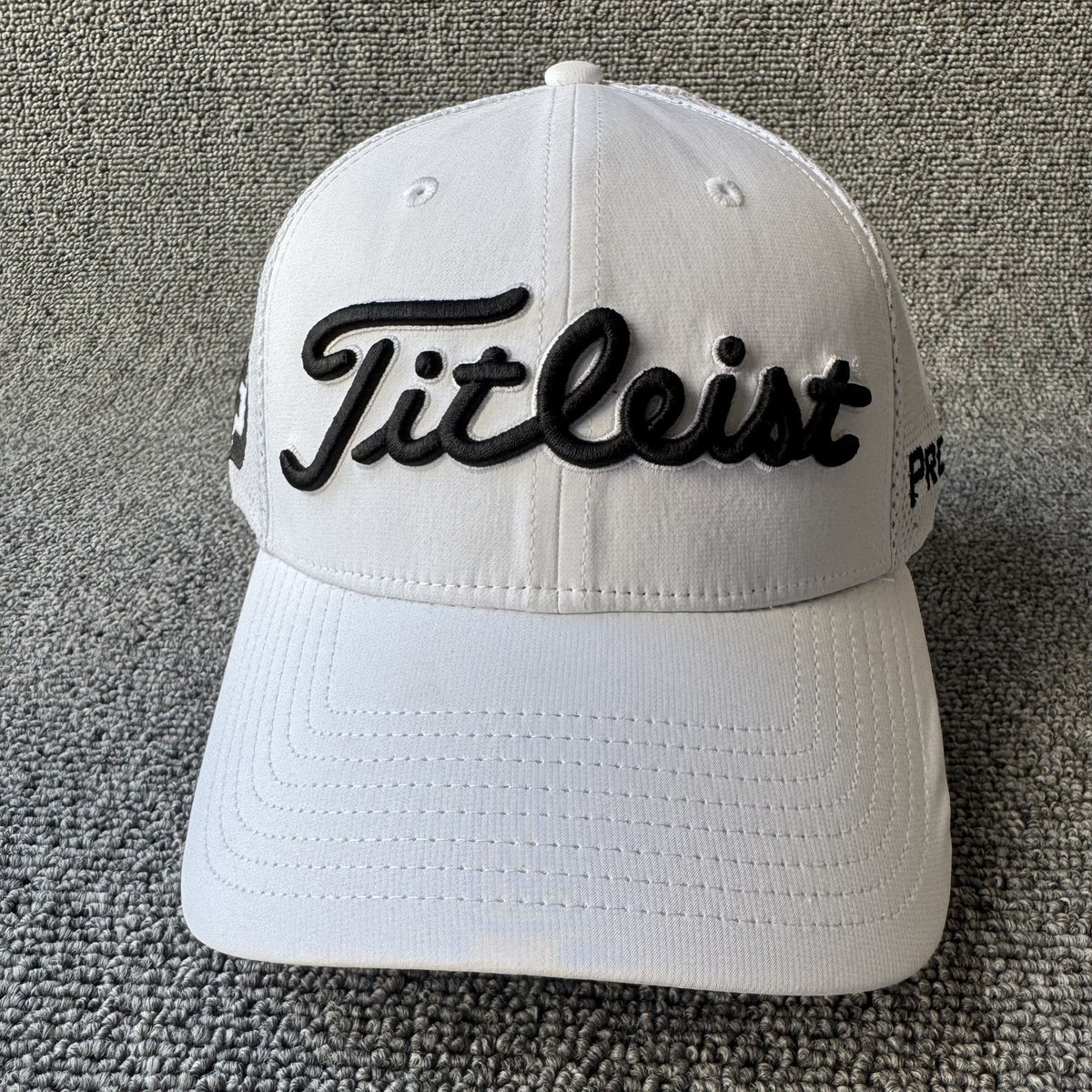 Titleist Pro V1 Trucker Snapback Hat White Mesh Back Golf Cap W3197