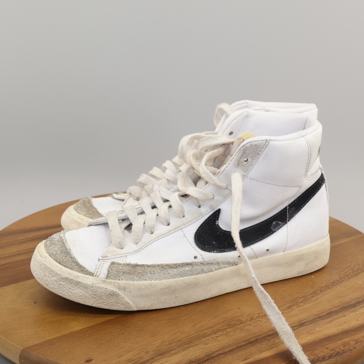 Nike Black and White Athletic Shoes High-Top Design Amazon.com | Nike Men main image 3