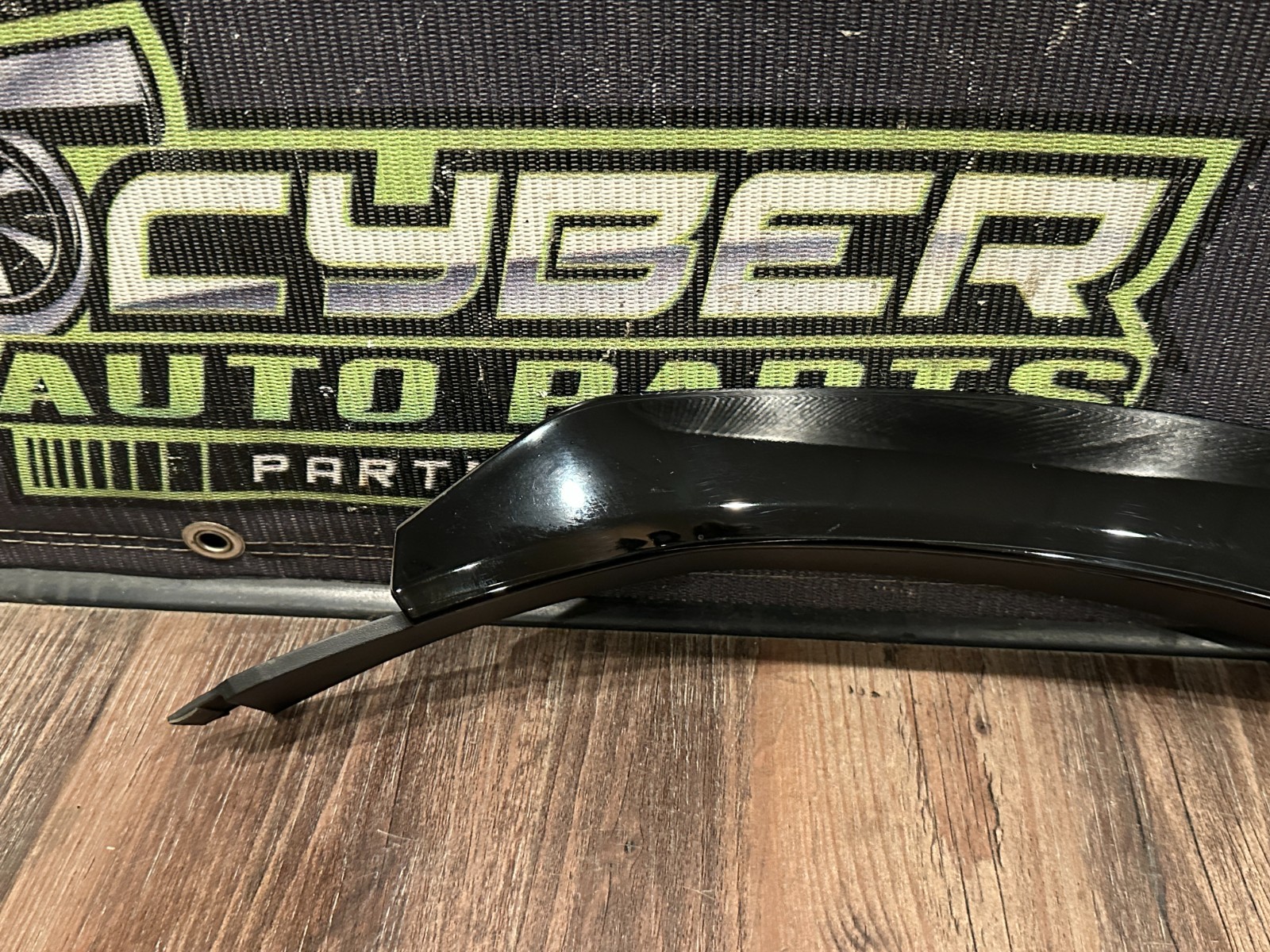 2018-2024 LAMBORGHINI URUS REAR LEFT FRONT WHEEL ARCH FLARE TRIM OEM 4ML854819