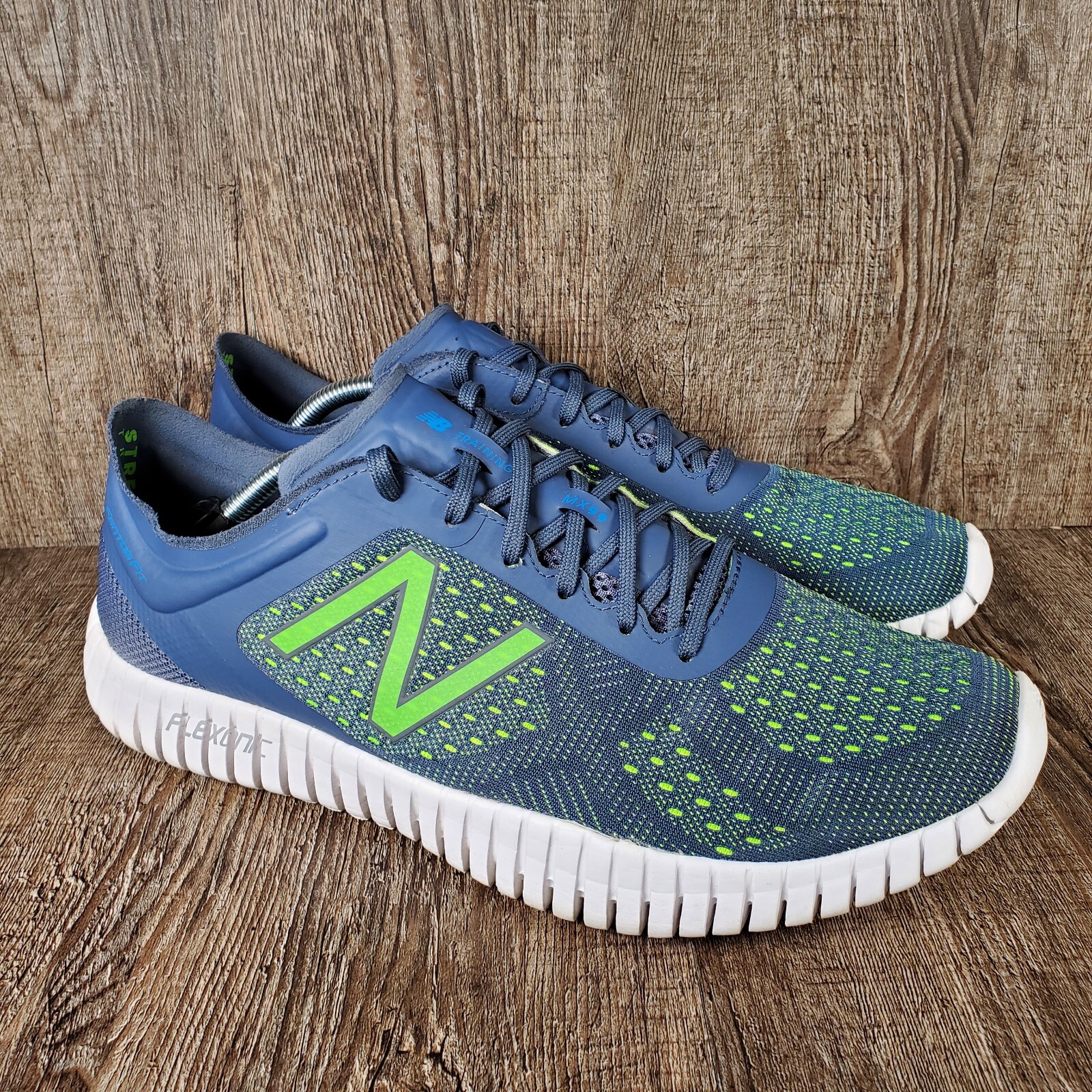 Cross Training Shoes 