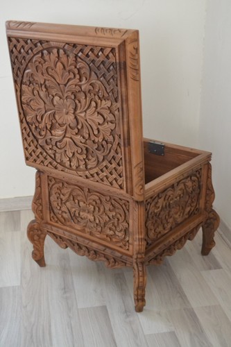 Walnut Wood Coffee Table Hand Carved, Traditional Center Table with Storage Part - Picture 4 of 10