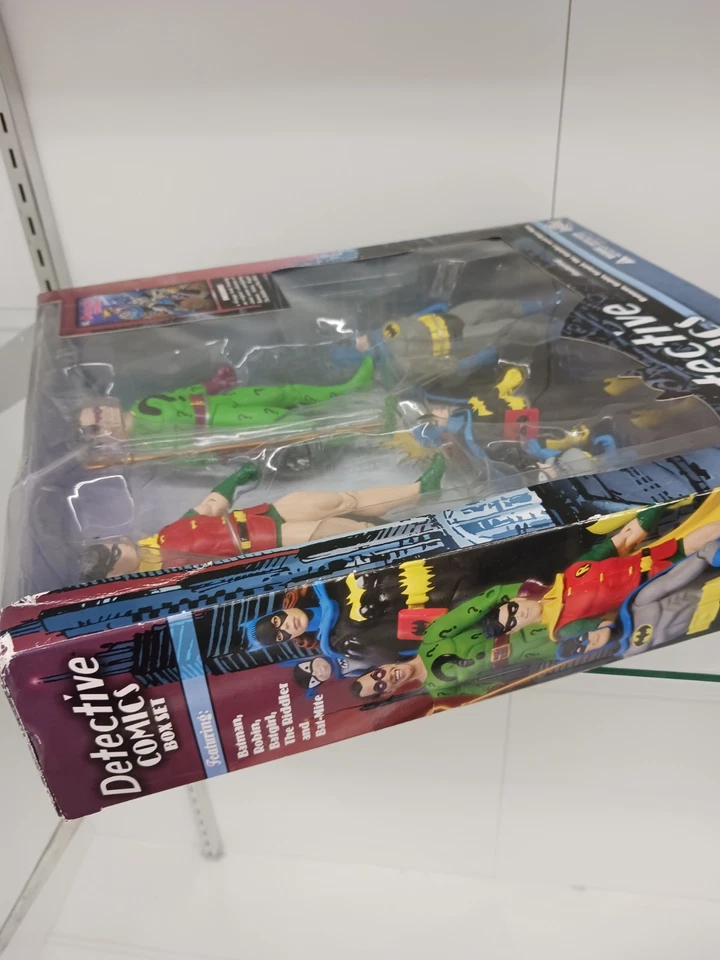 Juego de caja de figuras de acción clásicas de Batman DC Direct Detective Comics Foto 3 de 3
