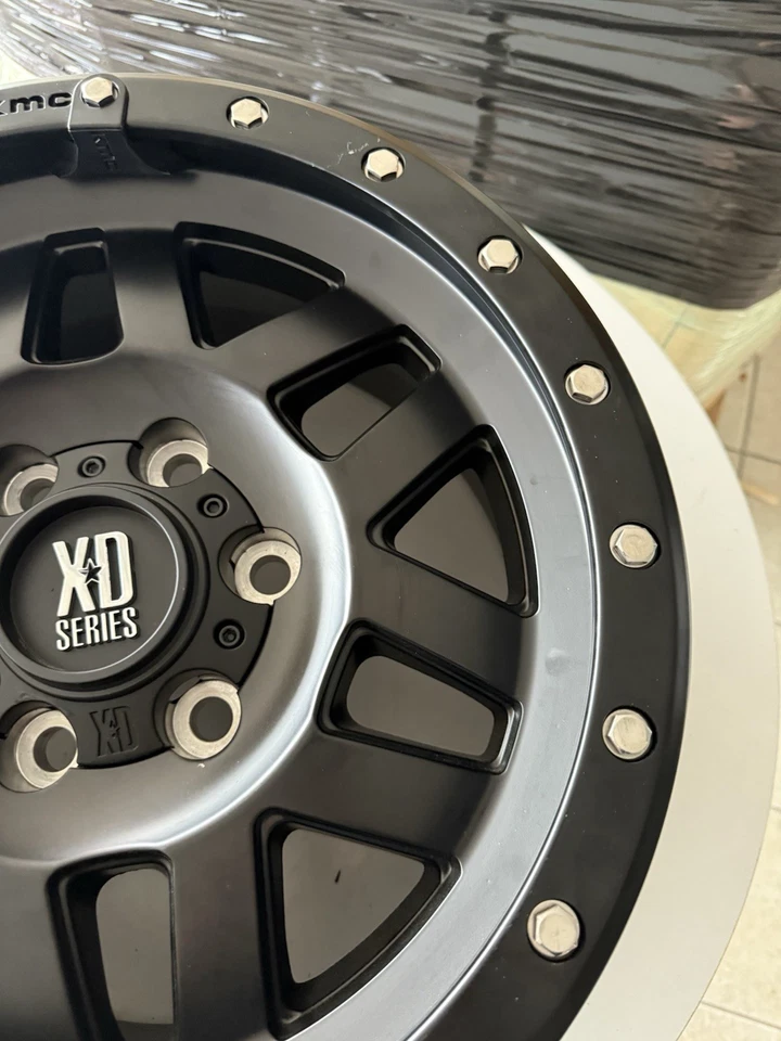 KMC XD Series 17" 17x9 6x5.5 Black Wheel Rim DW1264 XD128 XD12878068720T 256 - Imagem 3 de 4