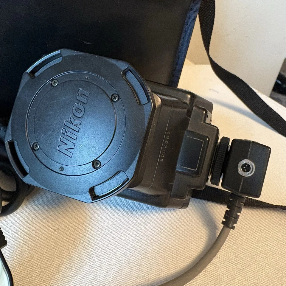 Nikon Macro Speedlight SB-29 Flash Ring Light w/Case - Image 3 of 4