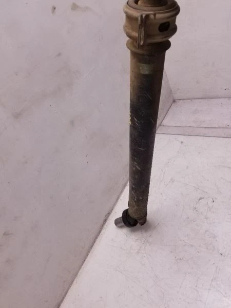 95-98 TOYOTA T100 SR5 3.4L 2WD MT REAR DRIVE SHAFT ASSEMBLY  Foto 4 de 4