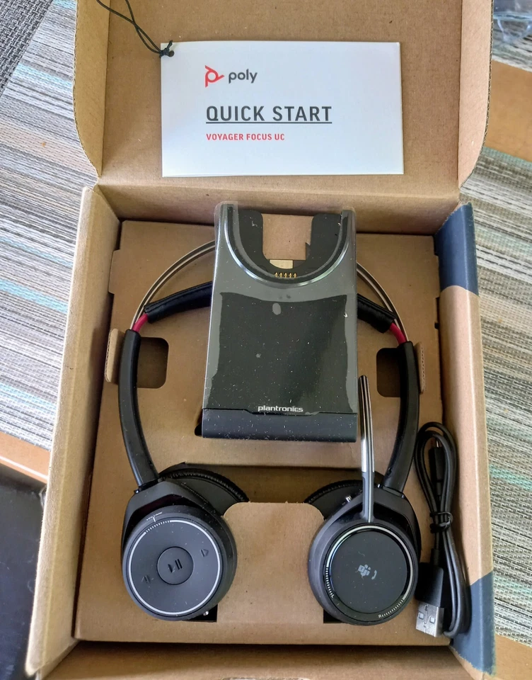 Casque BT Plantronics/Poly Voyager Focus UC B825 NEUF - Photo 2/2