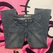 Super cute Y2K dark denim, low rise vintage f...