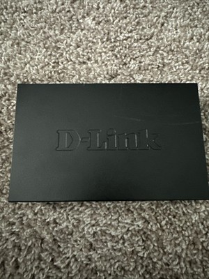 D-Link DGS-108 Unmanaged Gigabit Ethernet Switch with 8 RJ45 ports