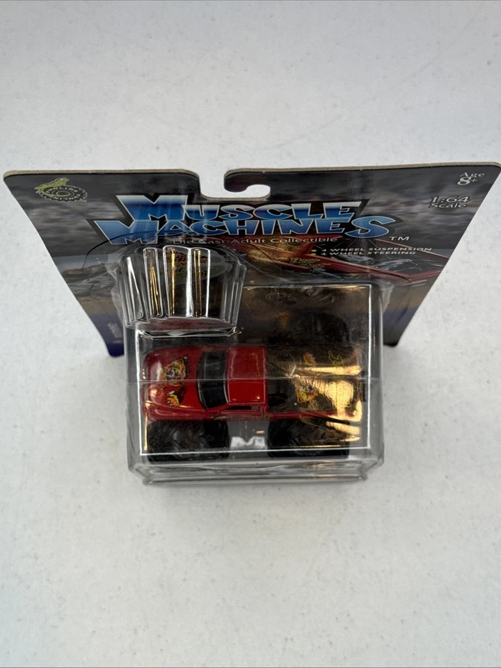 *Rare* Autographed Muscle Machines Bear Foot Monster Truck 1:64 Diecast - Image 4 of 4