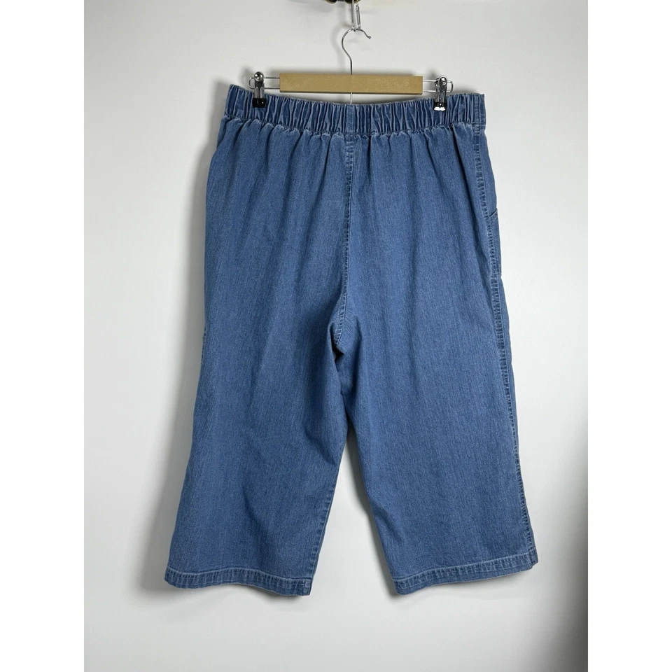 Bobbie Brooks Women’s 2X Blue Stretch Denim Capri Pants Pull-On Pockets Casual - Image 2 of 4