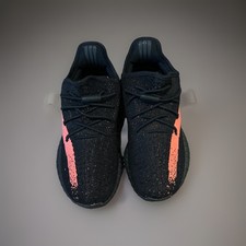 Yeezy Boost 350 V2 - HP6591- Red/Black - Size 2.5 Kids