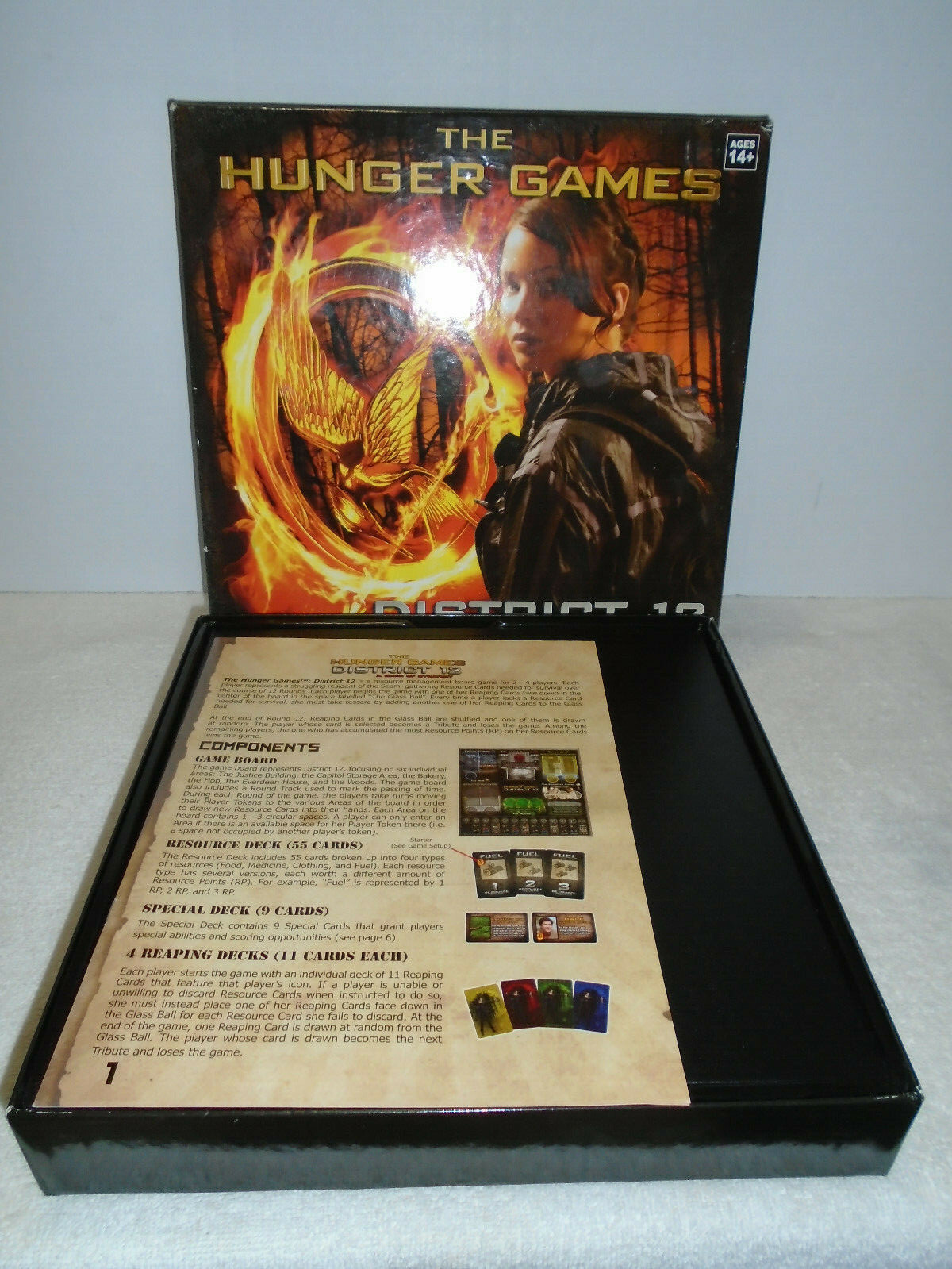 THE HUNGER GAMES DISTRICT 12 "A Game of Strategy" Board Game - COMPLETE!! |  eBay