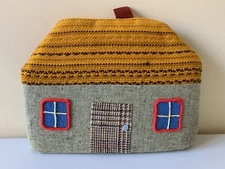 Irish Cottage Tea Cosy / Tweed / Handmade in Ireland *NEW*