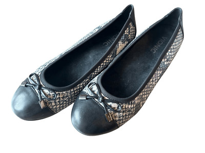Vionic Women's Sz 7.5 Ballet Flats Minna Boa Snake Print work career comfy EUC