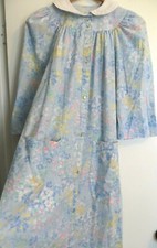 Vintage Snap Up Womens Housedress Robe S/M Light Blue Multicolor 3/4 Sleeve