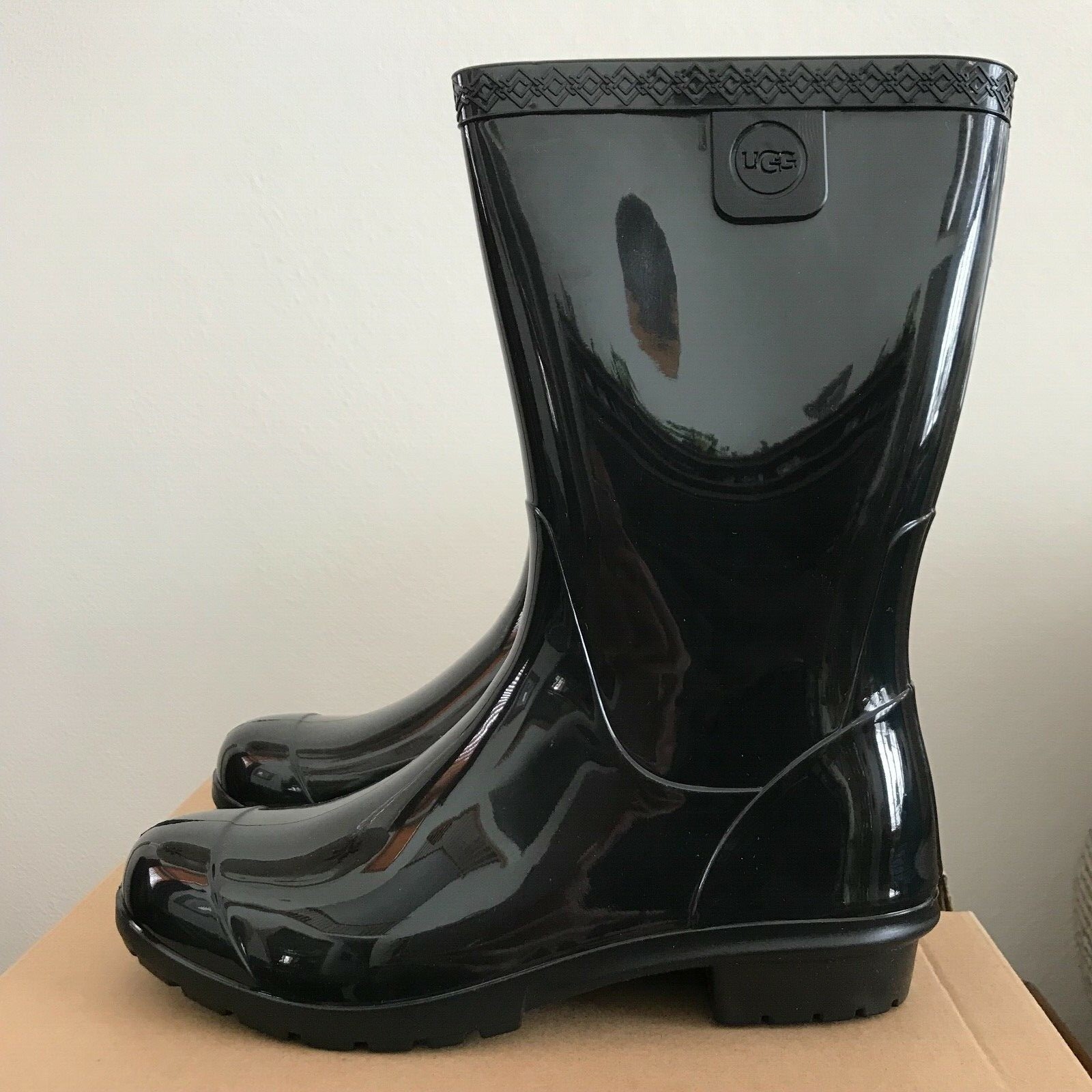 raana rain boot