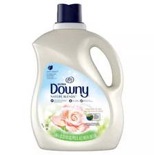 2 Downy Nature Blends Rosewater Aloe Scent Liquid Fabric Conditioner and Fabric 