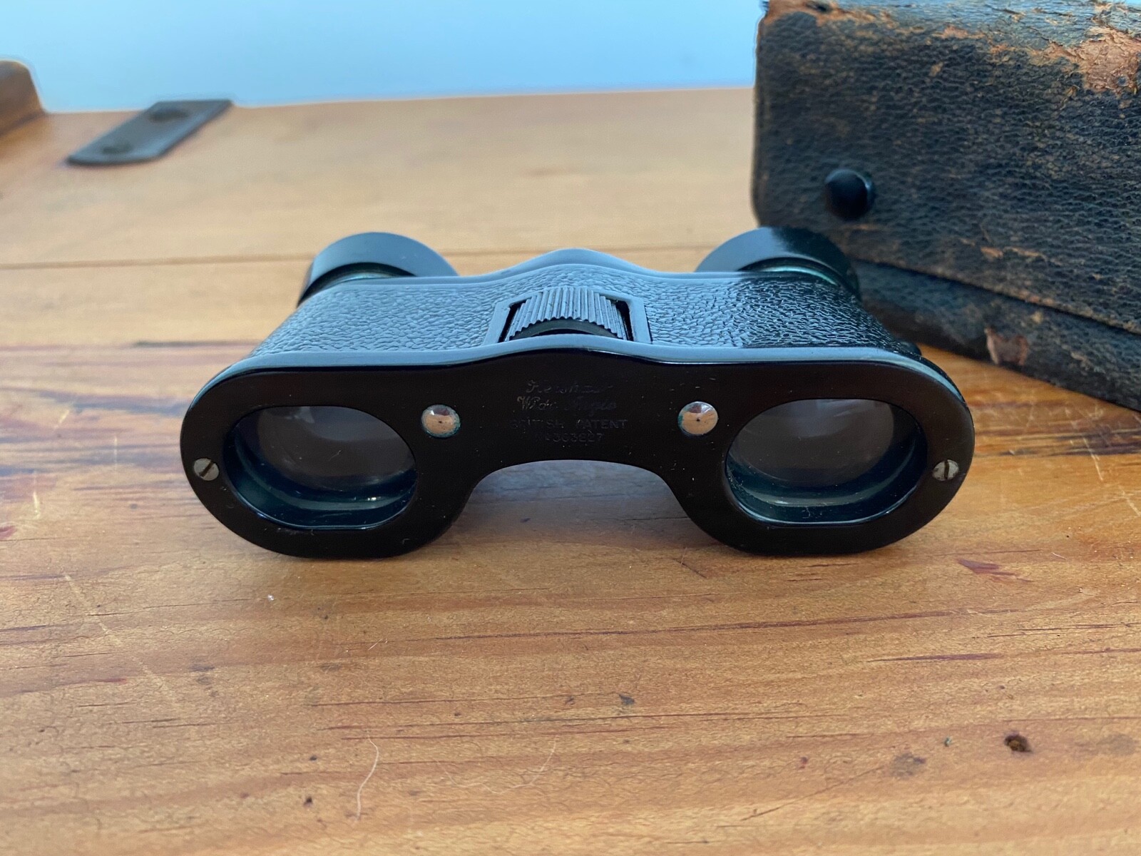 RARE VINTAGE KERSHAW WIDE ANGLE OPERA RACING BINOCULARS IN ORIGINAL