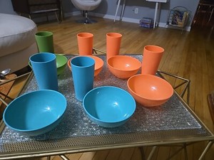 Vintage Set or 5 each Drinking Cups and Cereal Bowls Mid Century Atomic Retro