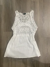 Ralph Lauren Crochet Top Size Medium 