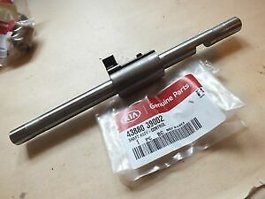 GENUINE BRAND NEW HYUNDAI TUCSON 2004-2006 SHAFT ASSY - CONTROL - Picture 1 of 3
