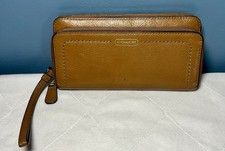 Vintage Coach Wallet Wristlet Leather Double Zip Gold Accent Taupe Khaki RARE