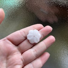 Perle de fleur en jade blanc sculpté, environ 23 mm, trou central, neuve