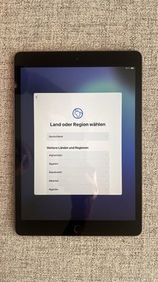 Apple iPad 7 (2019) 32 GB Wi-Fi + ESR Schutzhülle