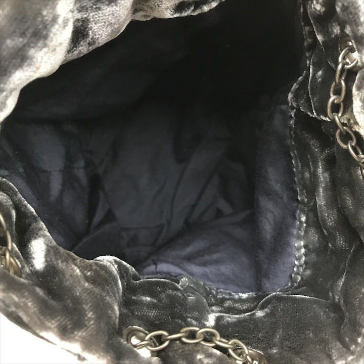 Good Condition PRADA Drawstring Hand Bag Pouch Ve… - image 7