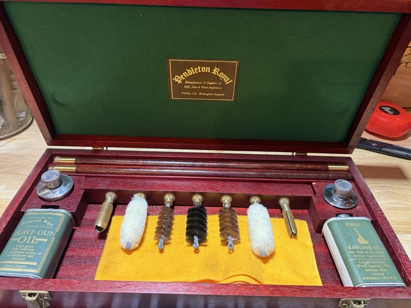 Pendleton Royal 12 & 20 Gauge Shotgun Cleaning Kit. Made In Birmingham England