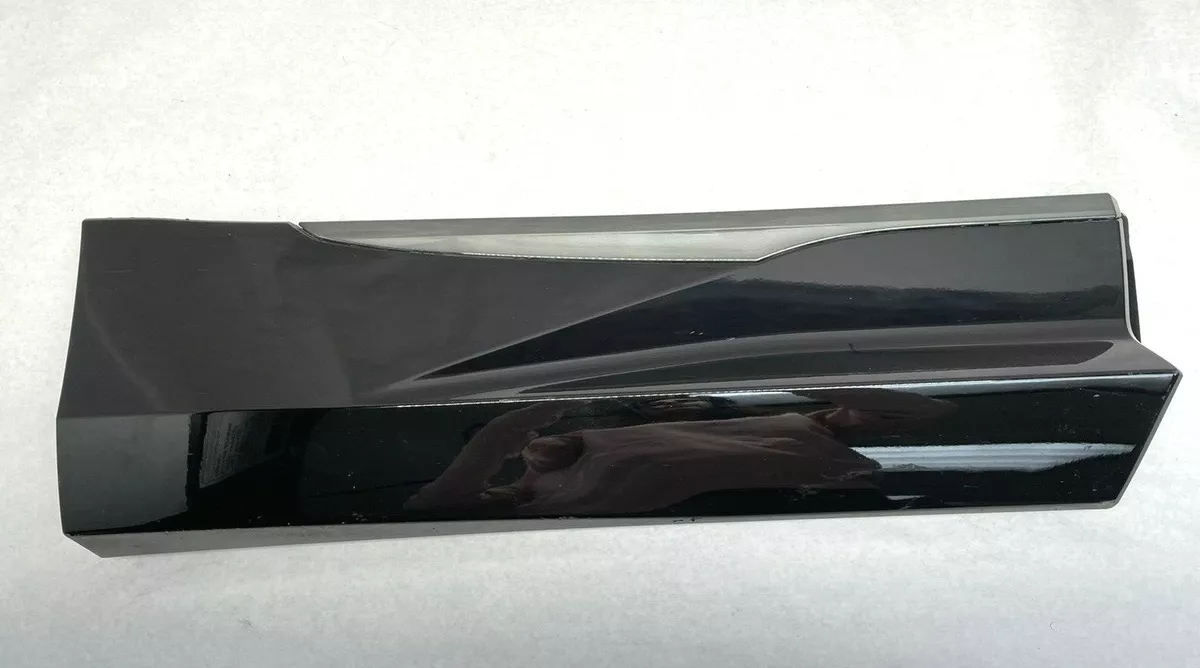 2019-2020 CHEVROLET BLAZER REAR RIGHT PASS DOOR LOWER MOLDING OEM 