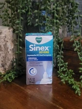 Vicks Sinex Severe Nasal Decongestant Spray Treatment - 1/2 fl oz