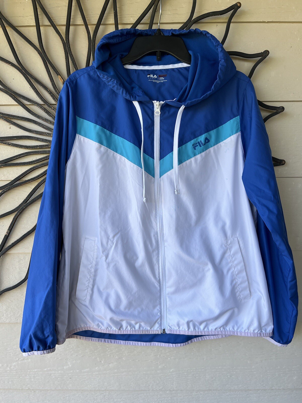 Giacca a vento donna Fila Sport Live in Motion con cappuccio taglia Large bianco blu