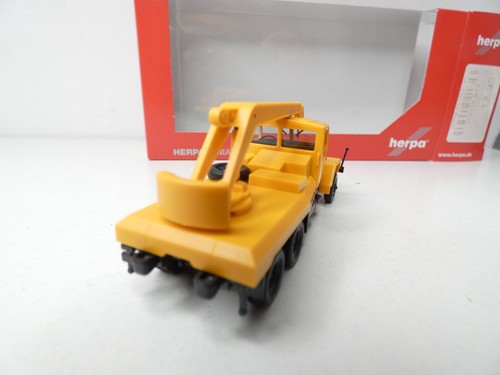 IFA G5 Kranwagen von Herpa in H0 in OVP - Bild 4 von 4
