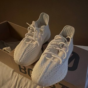 adidas gazelle silver green womens Adidas YEEZY BOOST 350 V2 – DTLR