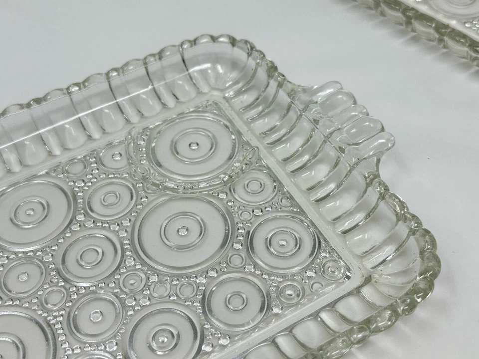 2 Vintage Anchor Hocking Colonial Lady Clear Serva Snack Trays Serving Polka Dot - Image 4 of 4